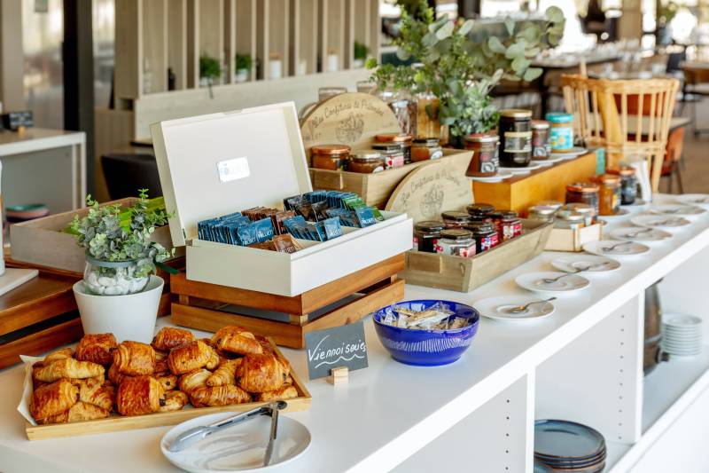 Buffet petit déjeuner Martigues