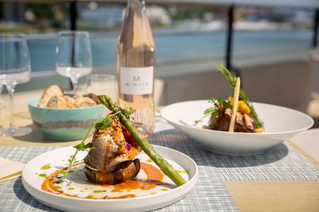 Notre zone d'activité pour ce service Restaurant semi-gastronomique avec terrasse