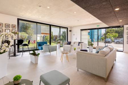 Notre zone d'activité pour ce service Hôtel de luxe design avec piscine chauffée